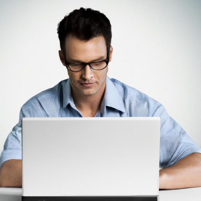 jak włączyć laptopa bez hasła